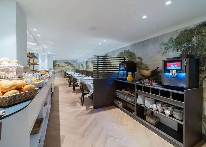 Grand Hotel Normandy By Cw Hotel Collection