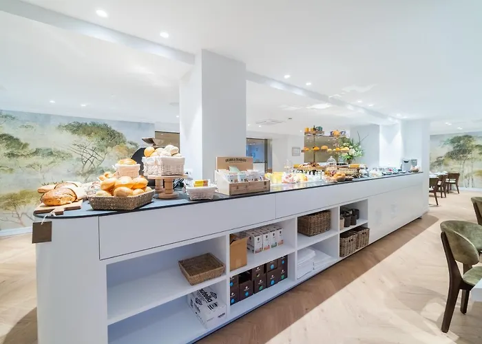 Grand Hotel Normandy By Cw Hotel Collection